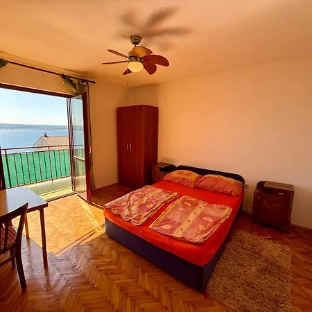 Apartment In 54825 Dramalj