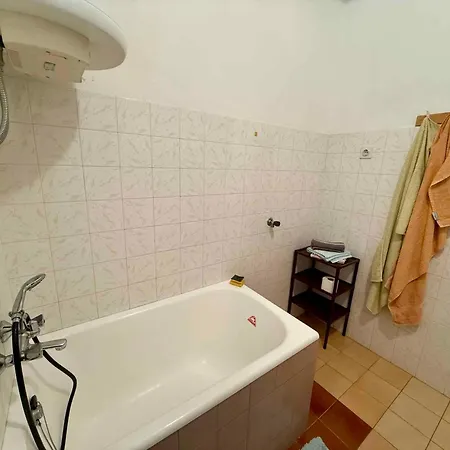 In 54825 Apartment Dramalj