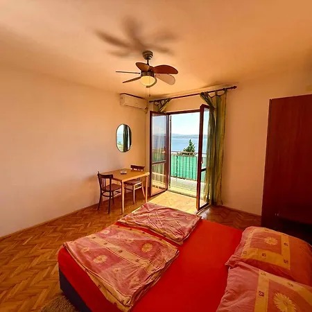 Apartment In 54825 Dramalj