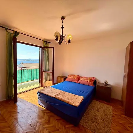 Apartment In 54825 *