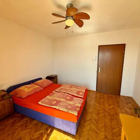 Lejlighed In 54825 *