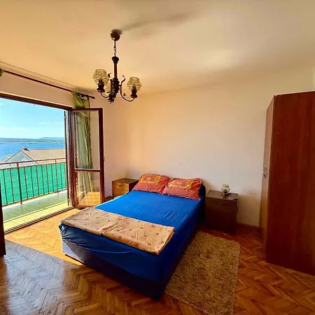 Apartmán In 54825